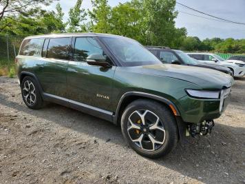 2024 rivian r1s ADVENTURE in Green - Front Three-Quarter View - BidGoDrive Inventory