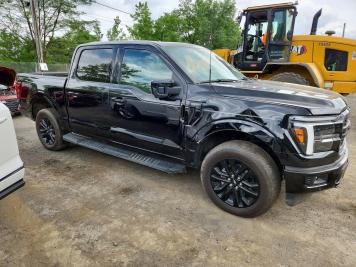 2025 ford f150 LARIAT in Black - Front Three-Quarter View - BidGoDrive Inventory