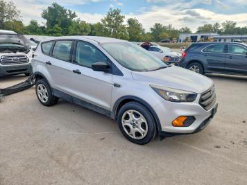 2019 ford escape  in Gray - Front Three-Quarter View - BidGoDrive Inventory