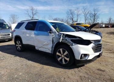 Salvage 2021 CHEVROLET TRAVERSE LT