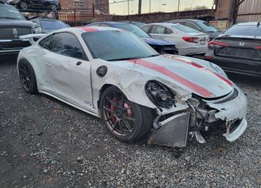Salvage 2015 Porsche 911 GT3