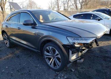 Salvage 2022 Audi Q8 Premium Plus S Line