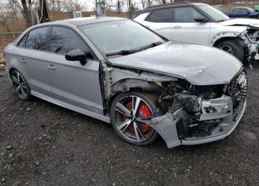 Salvage 2019 Audi RS3 