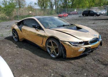 Salvage 2015 BMW I8 