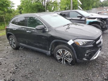 Salvage 2025 Mercedes-benz GLA 250 4MATIC
