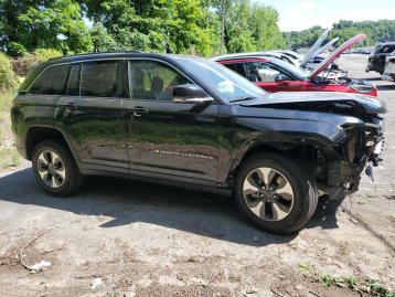 Salvage 2023 Jeep Grand Cherokee LIMITED 4XE