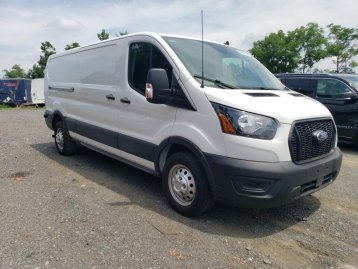 Salvage 2023 Ford Transit T-250