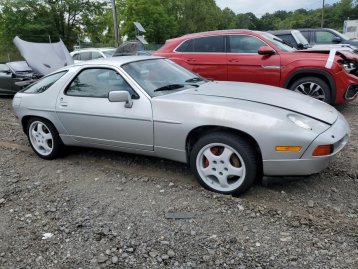 Salvage 1988 Porsche 928 S-4