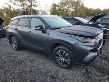Salvage 2024 Toyota Highlander 