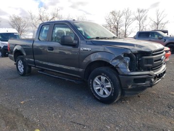 Salvage 2019 Ford F150 