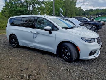 Salvage 2023 Chrysler Pacifica HYBRID TOURING L