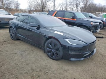 Salvage 2022 Tesla Model S 