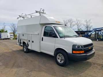 Salvage 2024 Chev Express 