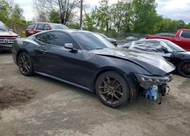 Salvage 2024 Ford Mustang 