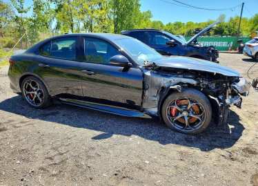 Salvage 2023 Alfa Romeo GIULIA QUADRIFOGLIO