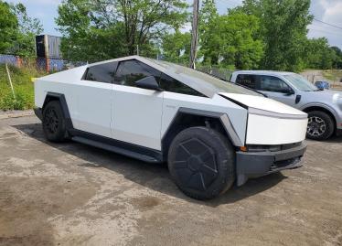 Salvage 2024 Tesla Cybertruck 