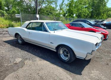 Salvage 1967 Oldsmobile Cutlass 