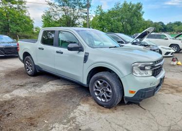 Salvage 2022 Ford Maverick XL