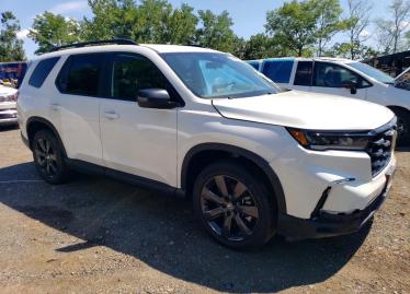 Salvage 2025 Honda Pilot SPORT