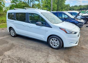Salvage 2023 Ford Transit Connect 