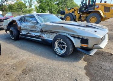 Salvage 1971 Ford Mustang M1