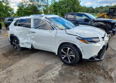 Salvage 2024 Toyota Corolla CROSS HYBRID XSE