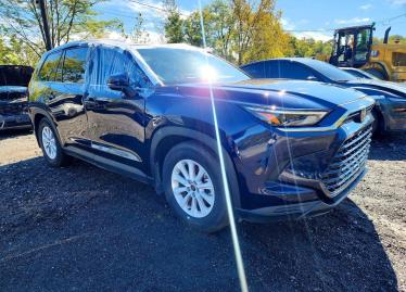 Salvage 2026 Toyota GRAND HIGHLANDER XLE