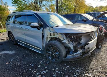 Salvage 2024 KIA Carnival PRESTIGE
