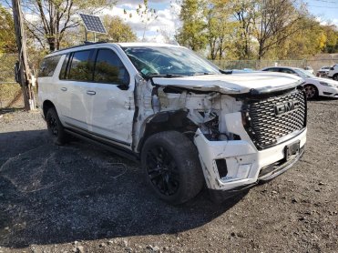 Salvage 2021 GMC Yukon XL DENALI - White SUV - Front Three-Quarter View