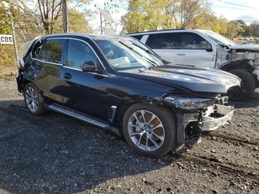 Salvage 2025 BMW X5 XDRIVE50E - Black SUV - Front Three-Quarter View