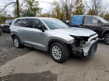 Salvage 2025 Toyota Grand HIGHLANDER XLE - Gray SUV - Front Three-Quarter View