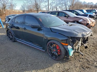 Salvage 2021 Honda Civic TYPE-R TOURING - Black Sedan - Front Three-Quarter View