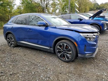 Salvage 2024 Vinfast VF 8 PLUS - Blue SUV - Front Three-Quarter View