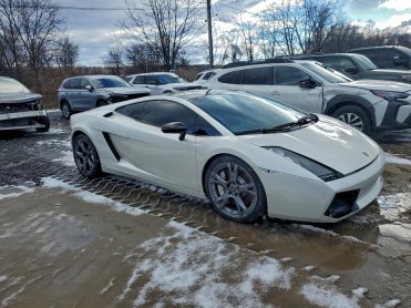 Salvage 2006 Lamborghini Gallardo SE - White Coupe - Front Three-Quarter View