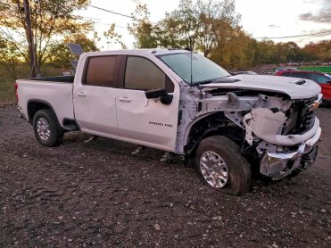 Salvage 2025 Chevrolet Silverado  - White PickUp - Front Three-Quarter View
