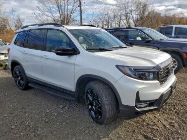 Salvage 2024 Honda Passport BLACK EDITION - White SUV - Front Three-Quarter View