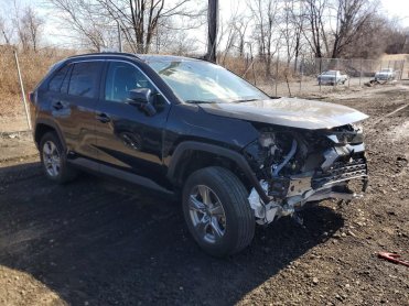 Salvage 2024 Toyota Rav4 HYBRID LE - Black SUV - Front Three-Quarter View