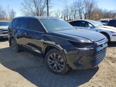 Salvage 2026 Toyota Grand HIGHLANDER HYBRID LIMITED - Black SUV - Front Three-Quarter View