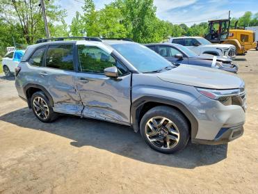 2025 Subaru Forester LIMITED in Blue - Front Three-Quarter View - BidGoDrive Inventory