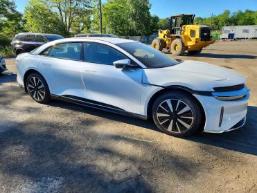 Salvage 2025 Lucid Motors AIR GRAND TOURING - White Sedan - Front Three-Quarter View