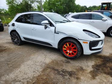 Salvage 2022 Porsche Macan  - White SUV - Front Three-Quarter View