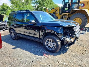 2025 Ford Bronco SPORT BIG BEND in Black - Front Three-Quarter View - BidGoDrive Inventory
