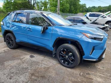 Salvage 2024 Toyota Rav4 XSE - Blue SUV - Front Three-Quarter View