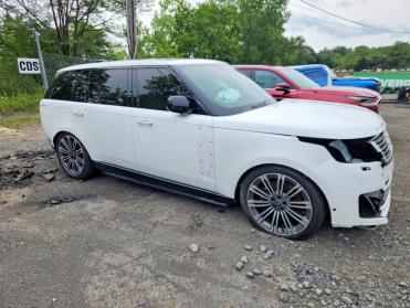 2025 Land Rover Range Rover AUTOBIOGRAPHY in White - Front Three-Quarter View - BidGoDrive Inventory