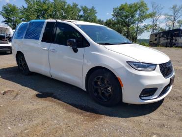 Salvage 2024 Chrysler Pacifica HYBRID SELECT - White Van - Front Three-Quarter View