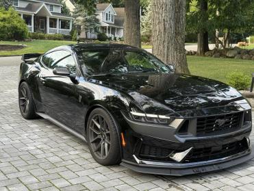2024 Ford Mustang Dark Horse in Black - Front Three-Quarter View - BidGoDrive Inventory