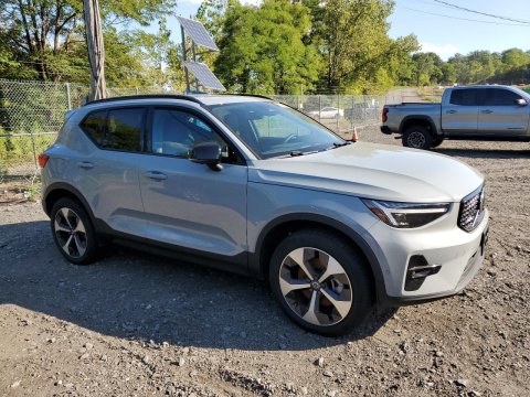 2024 Volvo Xc40  in Gray - Front Three-Quarter View - BidGoDrive Inventory