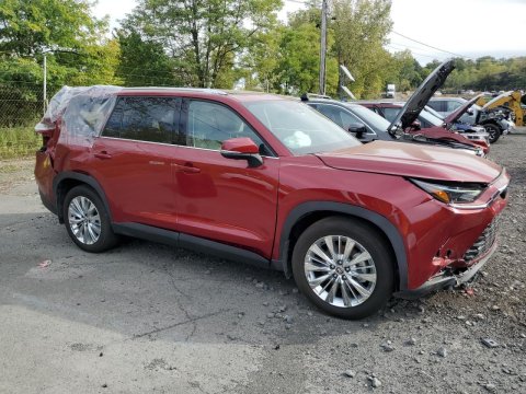 2025 Toyota GRAND HIGHLANDER PLATINUM in Burgundy - Front Three-Quarter View - BidGoDrive Inventory
