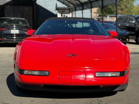 1995 Chevrolet Corvette 1LT in Red - Front Three-Quarter View - BidGoDrive Inventory