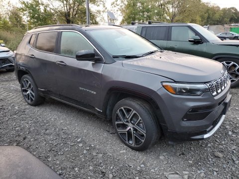 2024 Jeep Compass LIMITED in Gray - Front Three-Quarter View - BidGoDrive Inventory